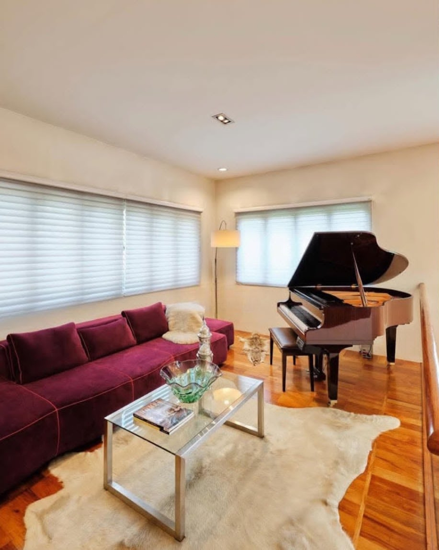 House & Lot - AFPOVAI - Taguig City